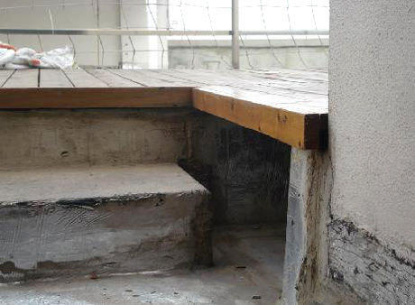 Ů���I�l��ͨ��͵������(�M�D)