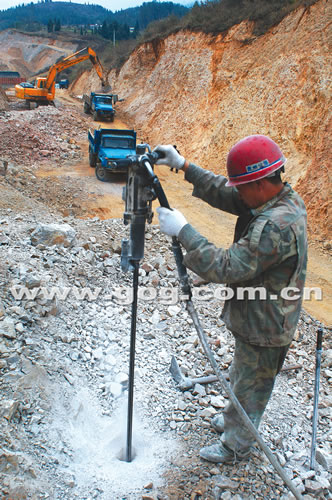 ʩ����������Ͷ�Y�(xi��ng)Ŀ���O(sh��)�����ݱ