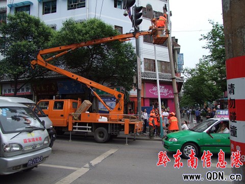 �P����Ͷ���Y��180�f�ٳ����������D��