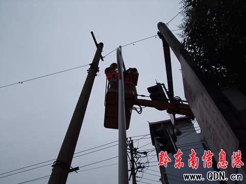 �P����Ͷ���Y��180�f�ٳ����������D��