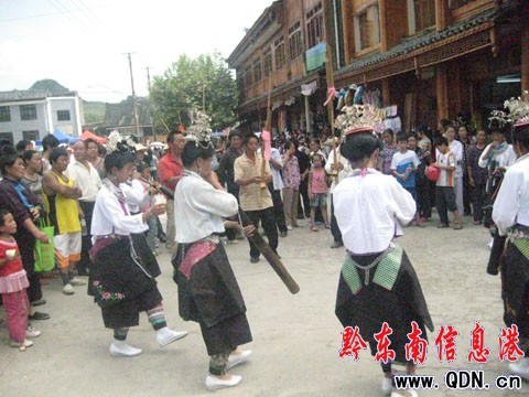 �����Ů�������� �r(n��ng)��չչ�F(xi��n)���L(f��ng)���D��