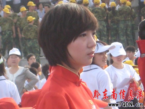 �Sƽ���m�����Ļ���(ji��)���H�鸂��Ư��ِ�_Ļ(�D)