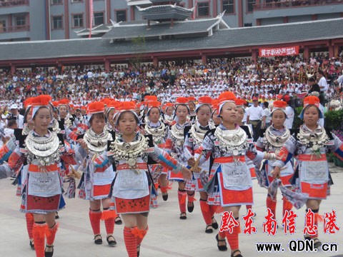 �Sƽ���m�����Ļ���(ji��)���H�鸂��Ư��ِ�_Ļ(�D)