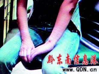 Ů�ӱ������T܇׷��һ����ײ���ٷ�(�D)