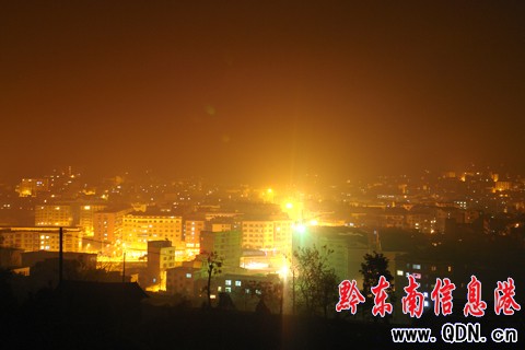 ���Ї�����60�����Sƽ��(j��ng)������l(f��)չ�C�����D��