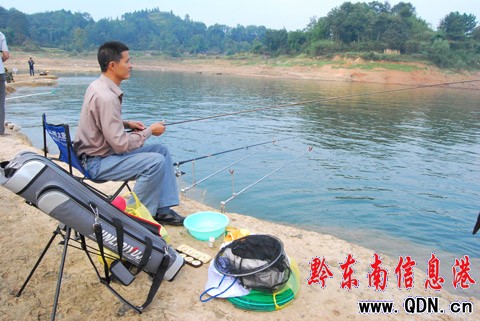 ��ꖺ�Ұ឴�ِ�]Ļ �Fꖸ��֡�ខ����fԪ��