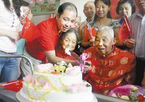 �ٚq���˞鿴���c醱���ǰ�^����