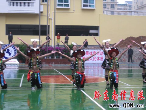 ǭ�|�Ϸ�Ժϵ�y�׌á����뱭���@��ِ���D��