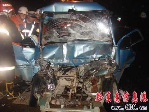 �������С�������׷β؛܇ һ�DŮ�܂����D��