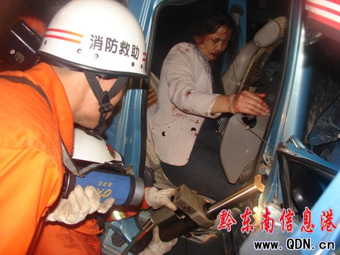 �������С�������׷β؛܇ һ�DŮ�܂����D��