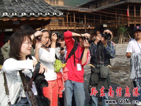 ȫ��(gu��)41�������W(w��ng)�j(lu��)ý�w�C�������������M�D��