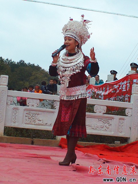 ������ؼ��l ���׶�Ÿ���](�M�D)