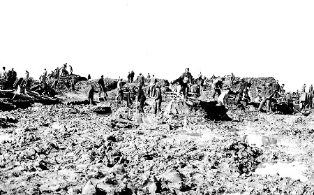 �hί��ӛ�x��18����Ա��񱊂��(�D)