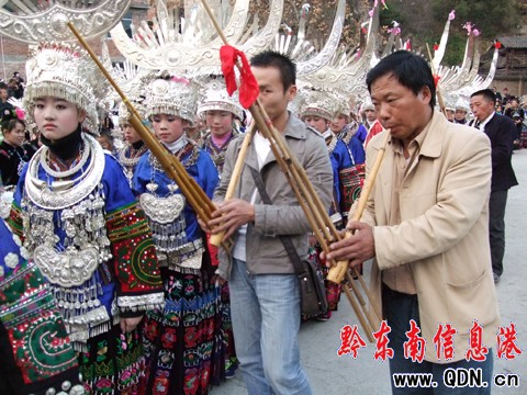 ���l��Ů�����J�ϡ�ӑ������ ���D��