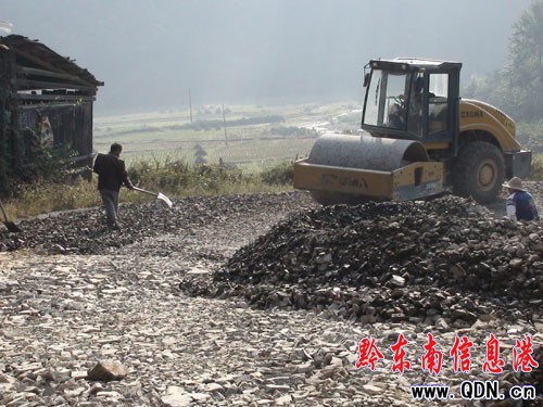 Ͷ�Y1083�f ������ʯ��·���쌢�������M�D��