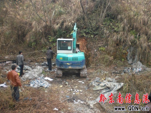 �\����������״��µV�^�U���V�ϣ��M�D��