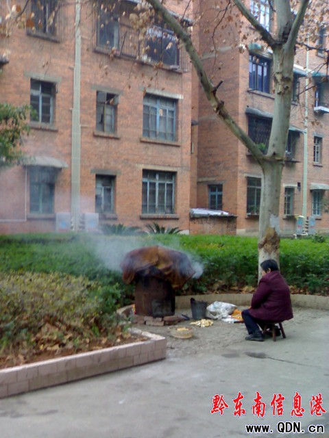 ����^��Ѭ�D�� Ѭ������߀���ˣ����D��