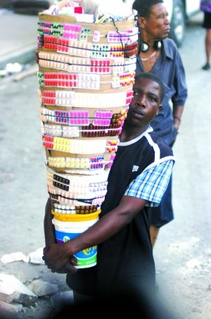 1��20�գ�̫�Ӹۣ�һ�����ؾ����ڽ��^�u(m��i)ˎ�����A��l(f��)�����͠��ࡤ���_��˹�z��