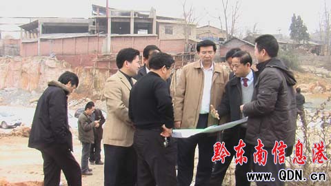 ���L���w�S�����˴������_���ൽ��ƽ�{�У��D��