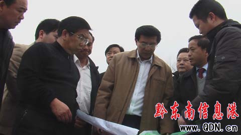 ���L���w�S�����˴������_���ൽ��ƽ�{�У��D��