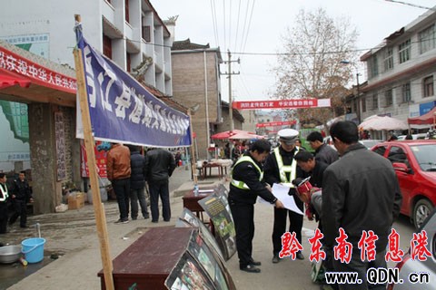 �_������