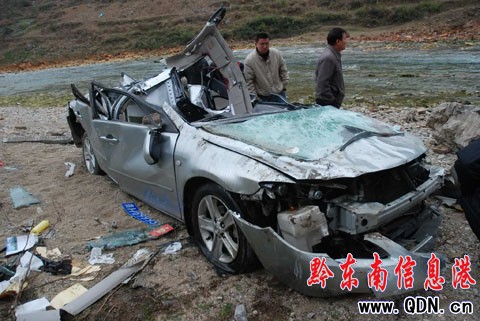 �R���_����17�׸ߘ� ˾�C����܇�v�ɏU�F���D��