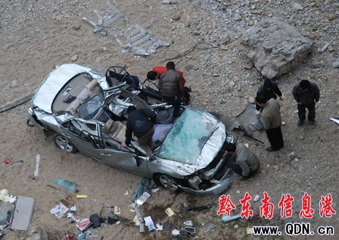 �R���_����17�׸ߘ� ˾�C����܇�v�ɏU�F���D��