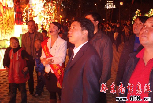 �_���ɕ� �˴���������fί�T�Ο�����Մ�lչ