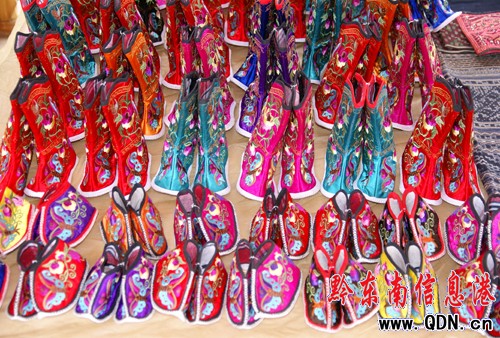 �S���������������gչƷ�����������M�D��