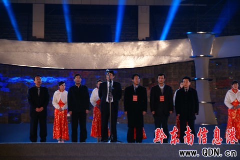 2010�Ї�•�P���������H�J�Ϲ�¡���_Ļ���D��