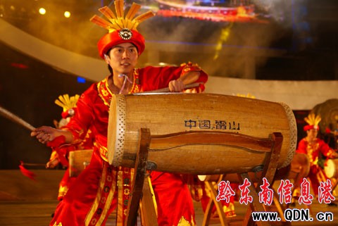 2010�Ї�•�P���������H�J�Ϲ�¡���_Ļ���D��