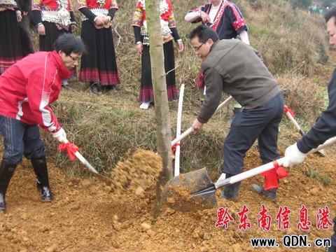 �Nֲ��ʥ�֡���������lʥ����tɽ�e�У��D��