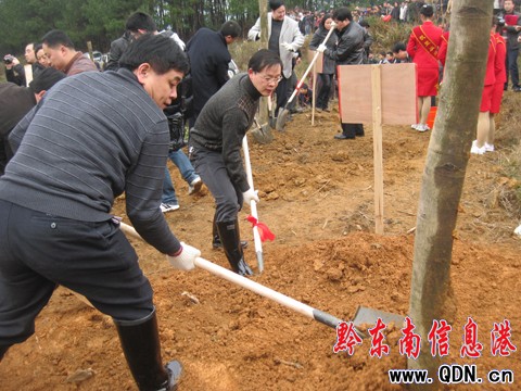 �Nֲ��ʥ�֡���������lʥ����tɽ�e�У��D��