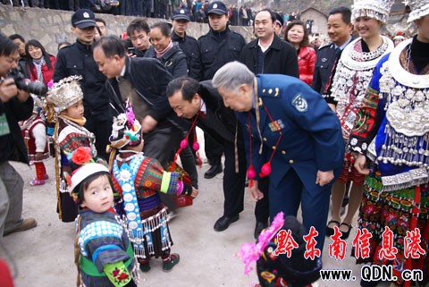 ��C�������㿴�����Ї@ʢ���� ʢ�b������(�D)