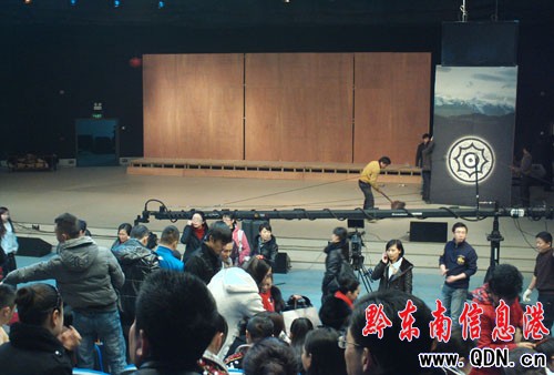 ̽�L�c�DŮ��100�����x������ŬF��(�M�D)