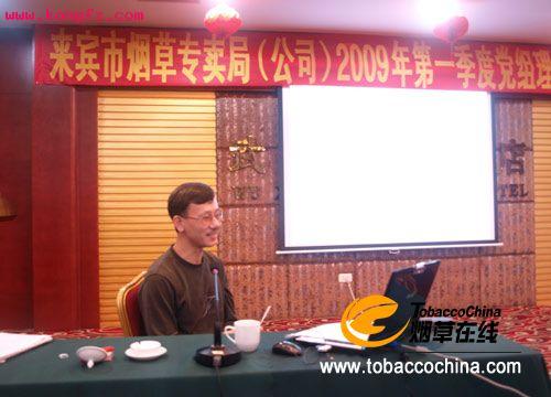 ���L��ӛ��Οo���C��Ů���Ƿ��Jǰ����й��ӛ