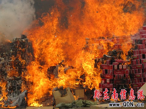 �P�700�fԪ��ð���Ӯa(ch��n)Ʒ����֮һ�棨�D��