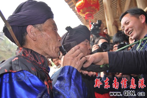 �ƣ�������׺������[���M�D��