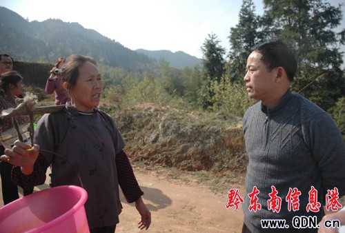 ��ƽ�hί��ӛ�h���A�����l(xi��ng)�(zh��n)�鿴���飨�D��