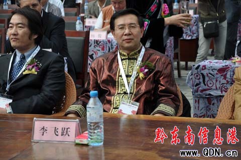 ����Փ���_Ļ ���l(xi��ng)��Ů��Մ�����l(xi��ng)������D��