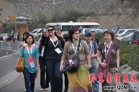 ����Փ���_Ļ ���l(xi��ng)��Ů��Մ�����l(xi��ng)������D��