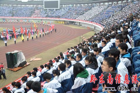 �P��؅^���Č���С�W����\�ӕ��_Ļ���D��