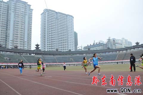 �P��؅^���Č���С�W����\�ӕ��_Ļ���D��