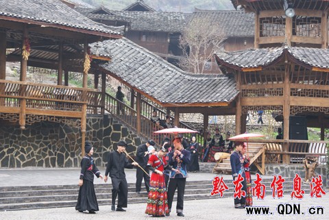 �����Ļ��������������կ���������λ𣨈D��