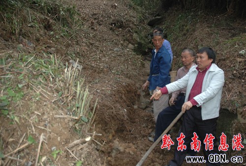 ��ƽ�h�F�T���Sɽ�l(xi��ng)�򾮿��������磨�D��