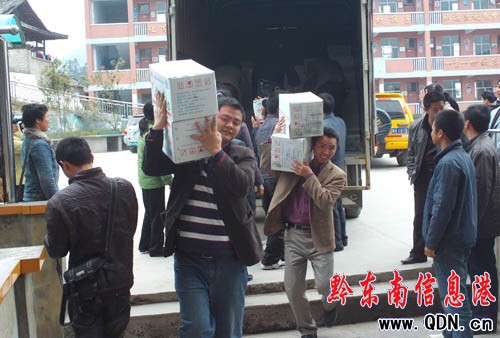 �����Ȟ�(z��i) �����F(tu��n)2�f(w��n)��Ԫ�������Y�͵ֵ�կ(�D)