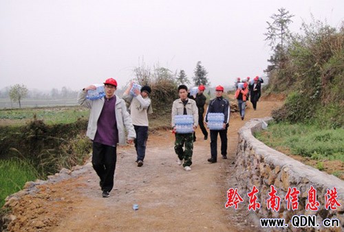 ��կ�h����ͻ���(du��) �F(tu��n)���ڿ����Ȟ�(z��i)���W��(�D)