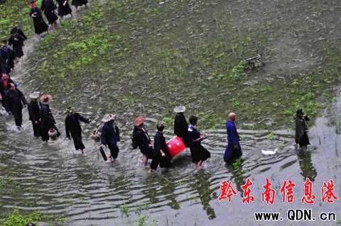 ���ص��F������ˮ���裨�M�D��