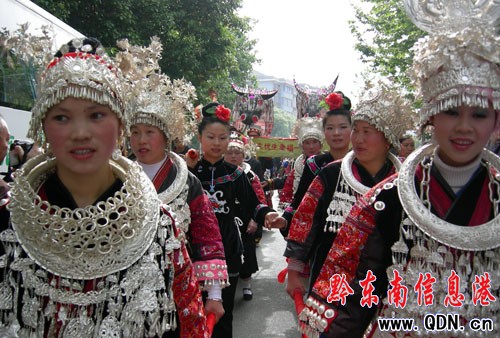 �_(t��i)������Ⱥ���g����ù�(ji��) ǧ��ʢ�bѲ��(�M�D)