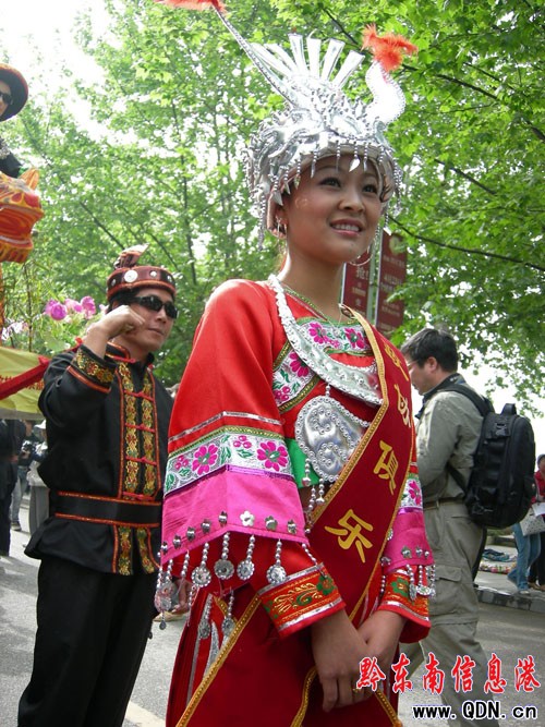 ��׽�_����߅ʢ�b��Ů���M�D��